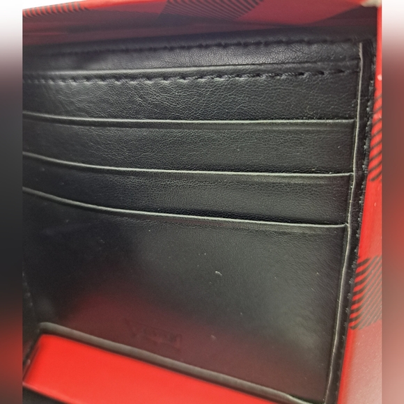 Levi's Leather Black RFID Bi-Fold Wallet and Adjustable Belt Set XLarge Men's - Picture 5 of 10